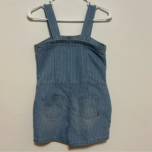DKNY Girls Romper. Short Overall. Girls 10 - Picture 4 of 6